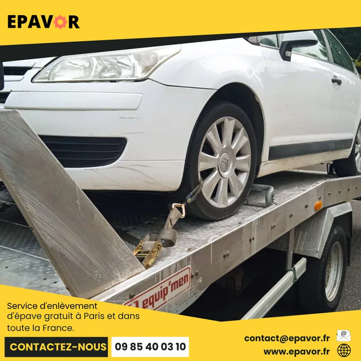 Visuel promotionnel jaune Epavor montrant la roue et le côté d’une voiture blanche sur un plateau.