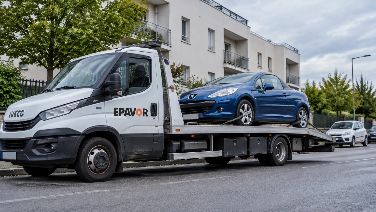 Illustration d’un enlèvement d’épave à Bouguenais avec une dépanneuse — service d’épaviste.