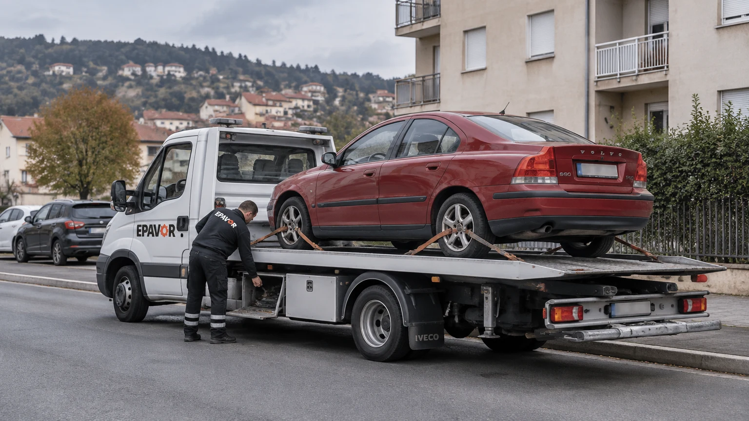 Illustration d’un enlèvement d’épave à Givors avec une dépanneuse — service d’épaviste.